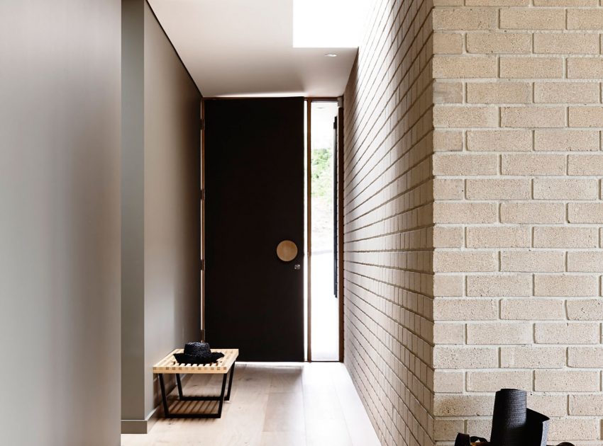 An Elegant Modern Wood and Glass House on the Mornington Peninsula, Victoria by InForm (7)