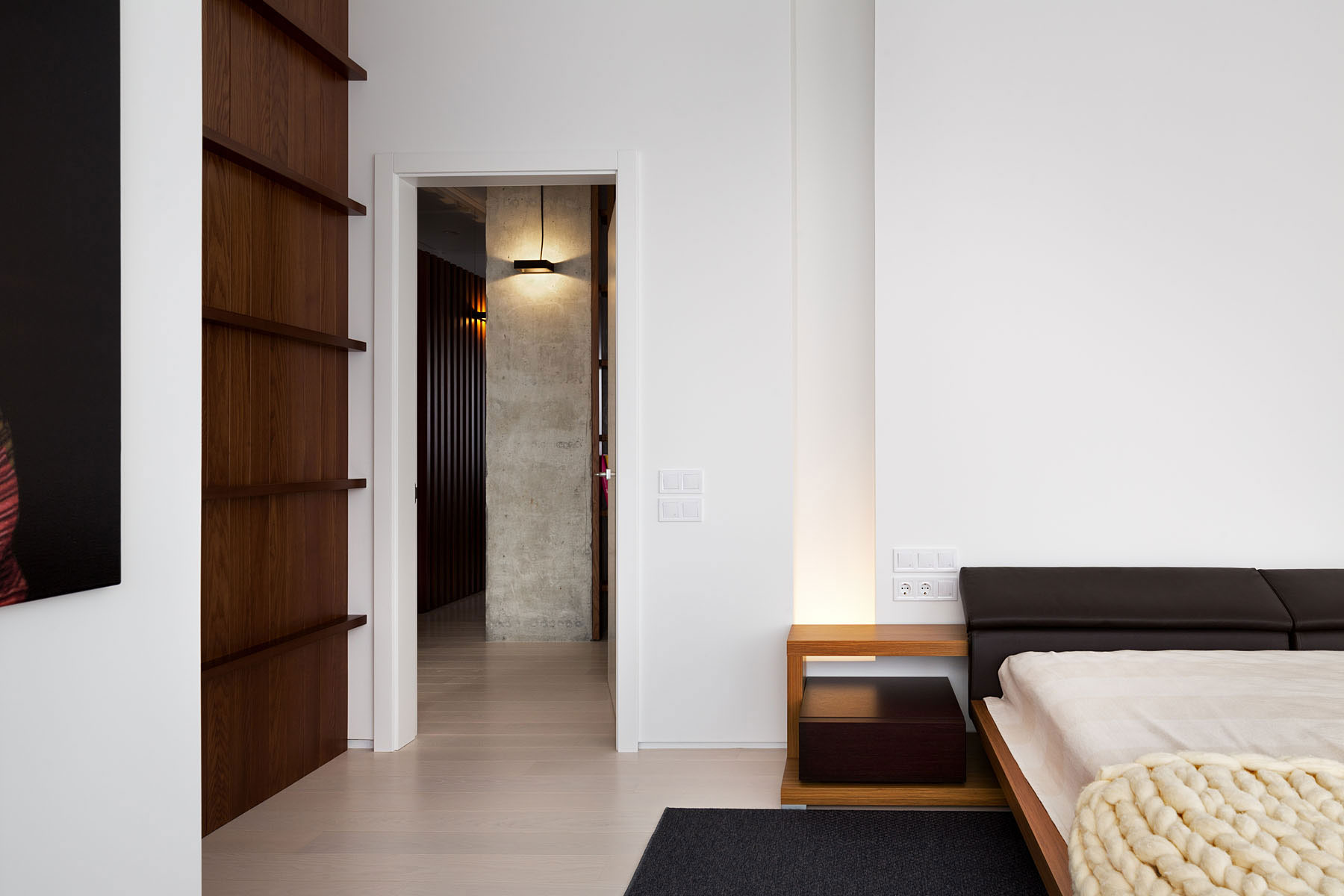 An Elegant and Laconic Minimalist Apartment in Dnepropetrovsk by Nottdesign (14)