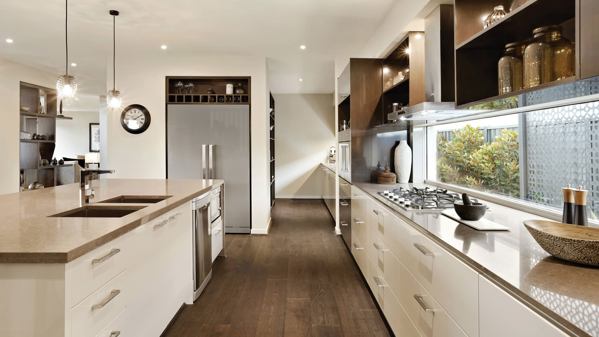 An Elegant and Luxurious Contemporary Home with Shabby Chic Interiors in Melbourne by Carlisle Homes (12)