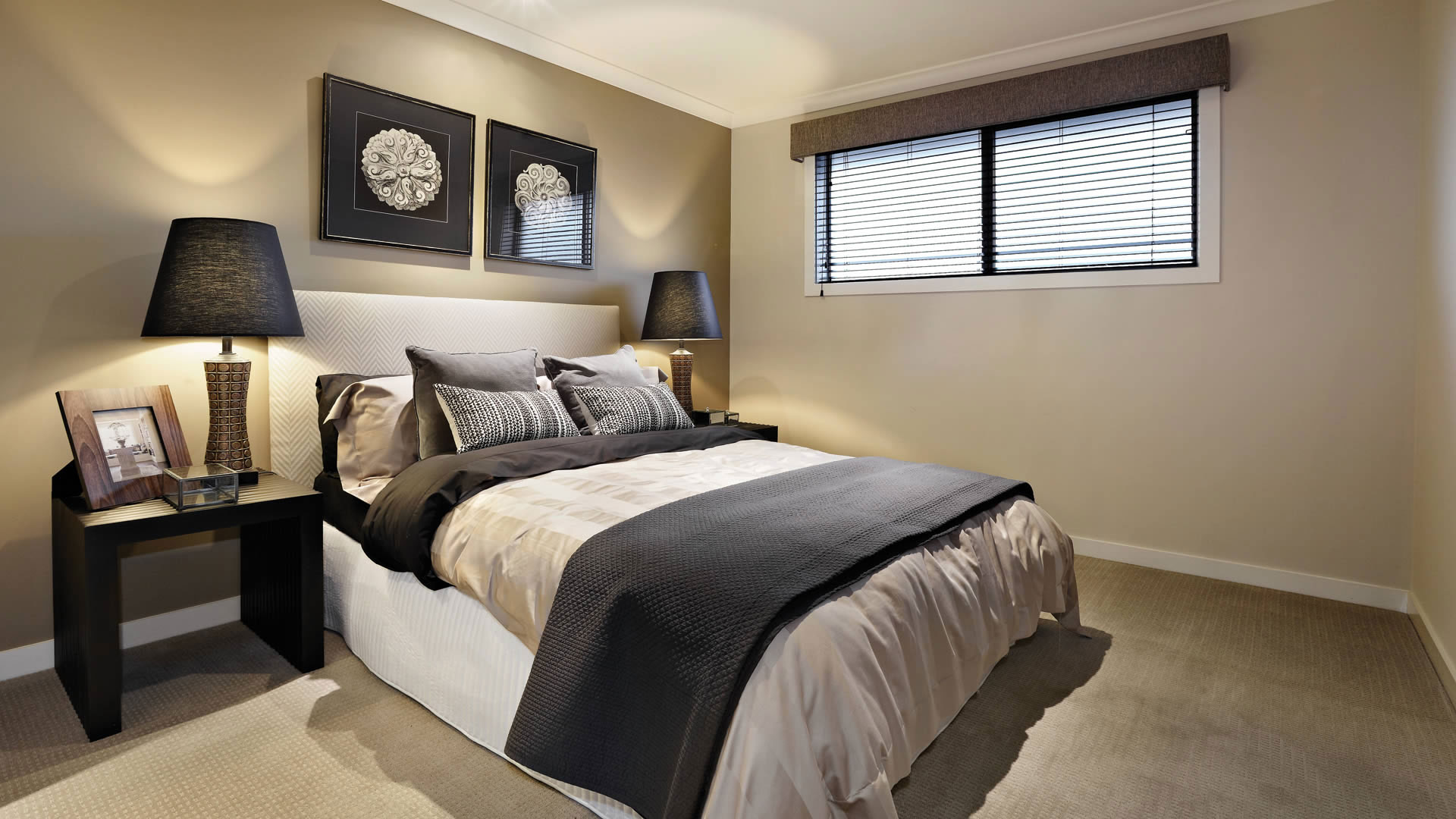 An Elegant and Luxurious Contemporary Home with Shabby Chic Interiors in Melbourne by Carlisle Homes (21)