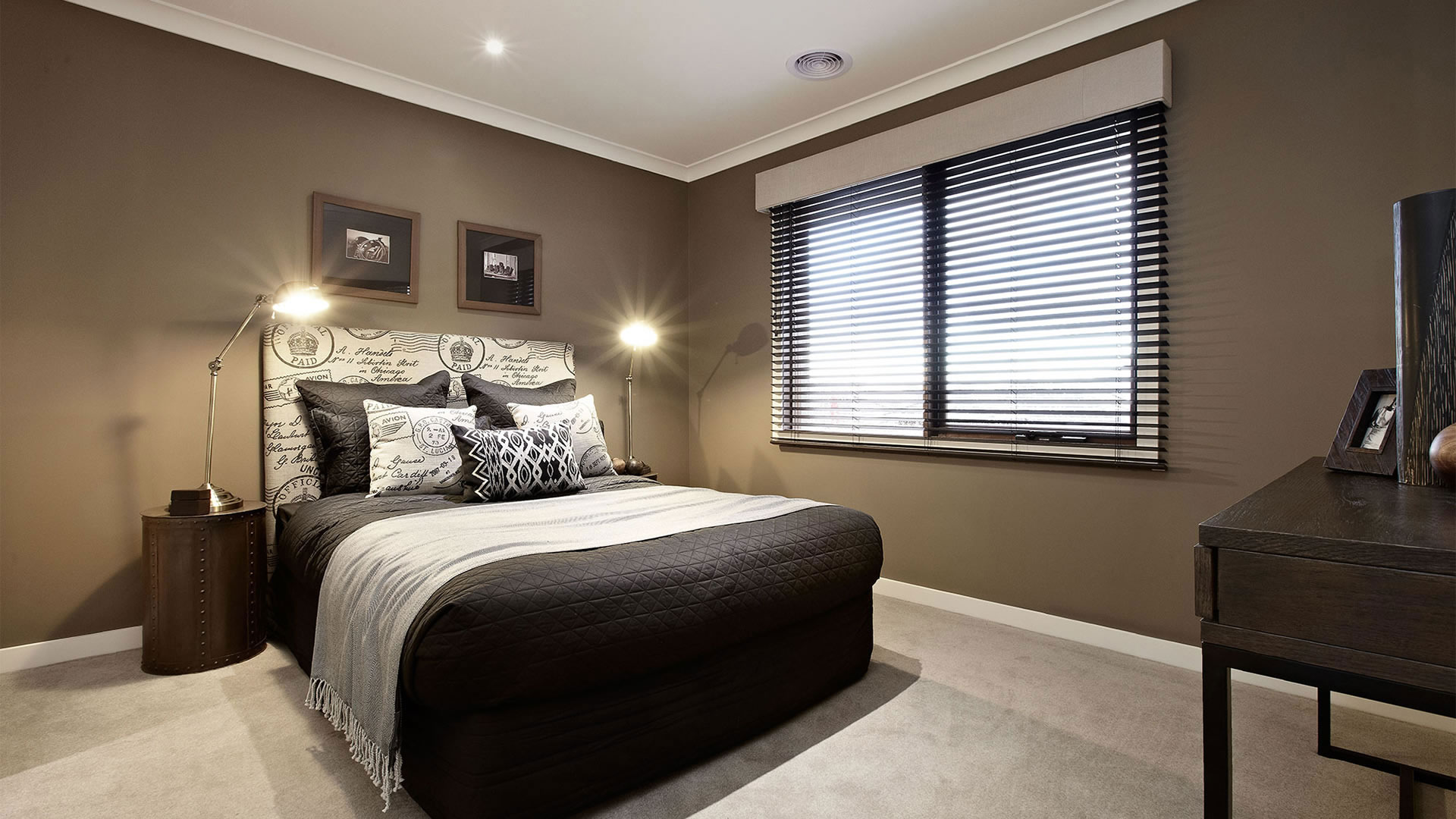 An Elegant and Luxurious Contemporary Home with Shabby Chic Interiors in Melbourne by Carlisle Homes (25)