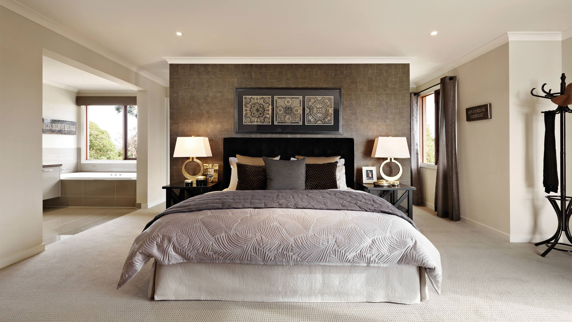 An Elegant and Luxurious Contemporary Home with Shabby Chic Interiors in Melbourne by Carlisle Homes (26)