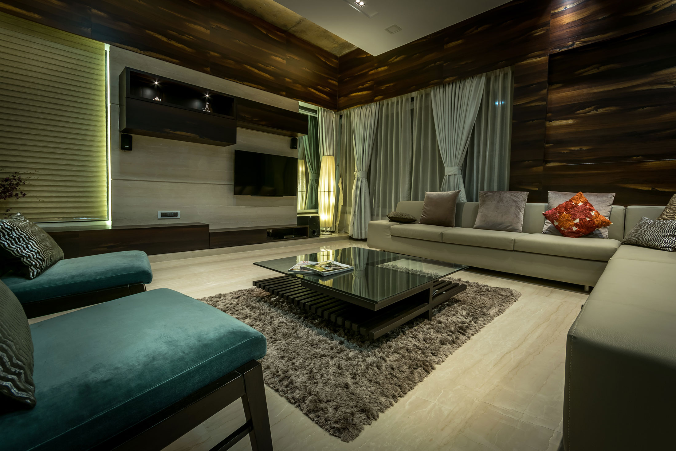 An Elegant and Modern Single Family Bungalow in Nanded, India by Skyward Inc (18)