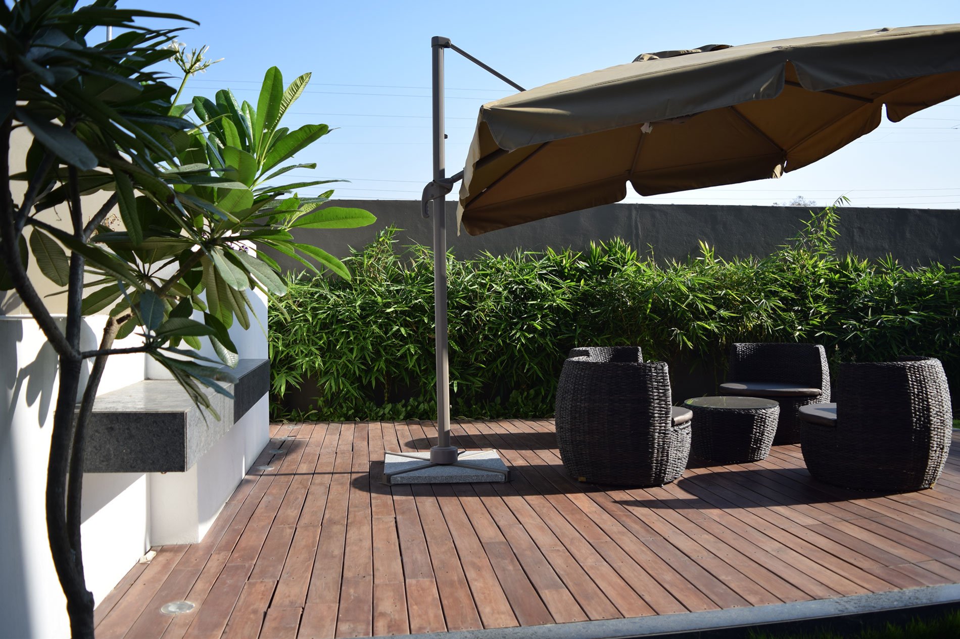 An Elegant and Modern Single Family Bungalow in Nanded, India by Skyward Inc (5)