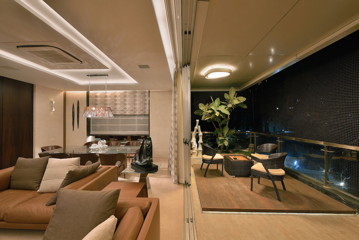 An Elegant and Monochromatic Contemporary Home in Shades of Brown on Mumbai by SPACE DYNAMIX (19)