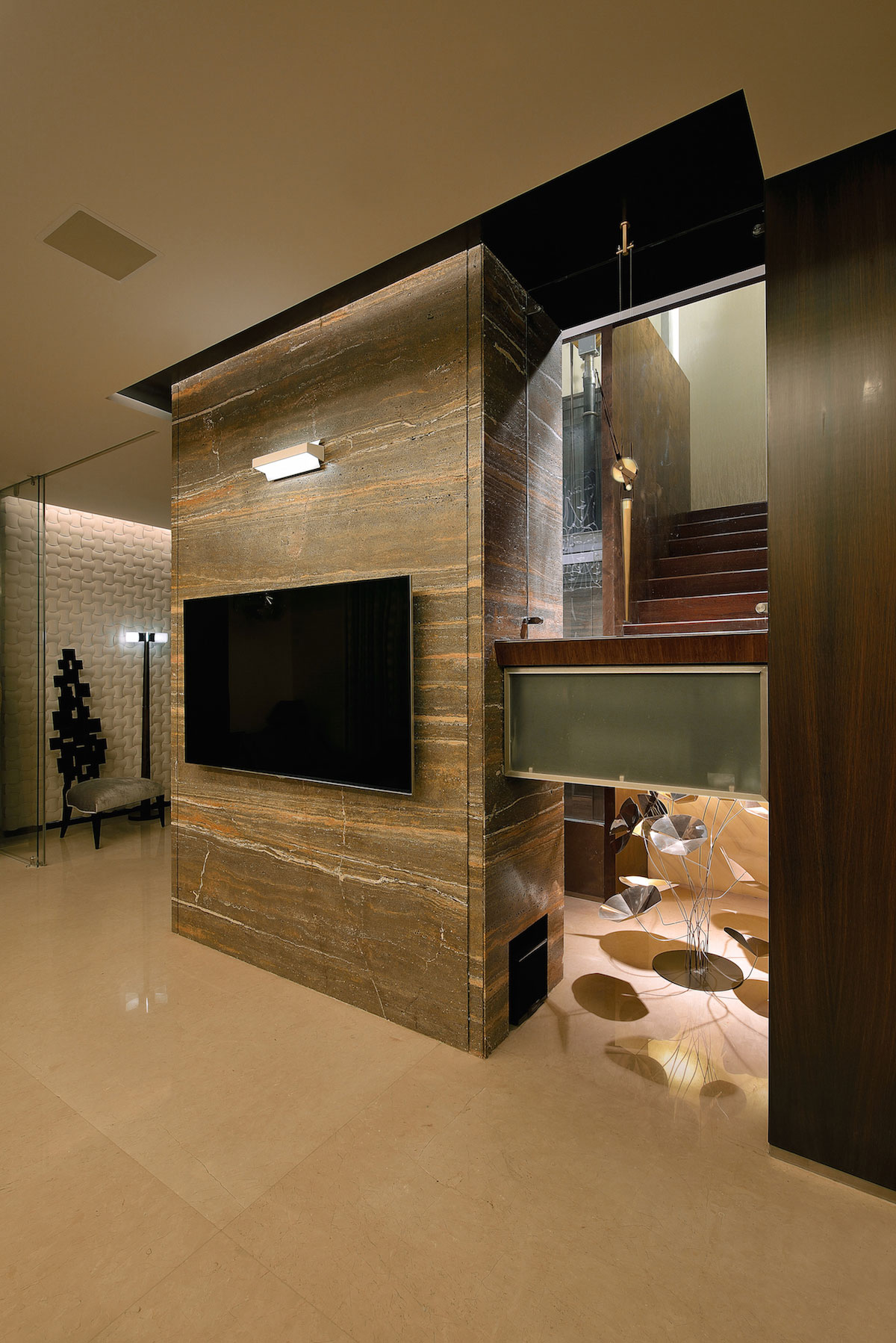 An Elegant and Monochromatic Contemporary Home in Shades of Brown on Mumbai by SPACE DYNAMIX (4)