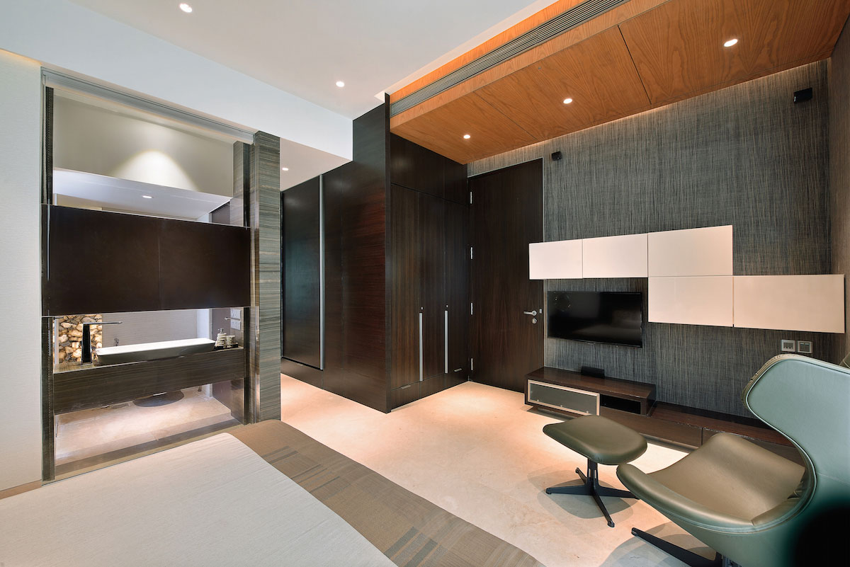 An Elegant and Monochromatic Contemporary Home in Shades of Brown on Mumbai by SPACE DYNAMIX (9)