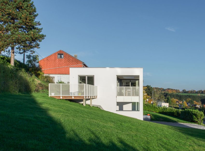 An Elegant and Sophisticated Contemporary Home in Namur, Belgium by Buro 5 Architectes & Associés (1)