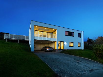 An Elegant and Sophisticated Contemporary Home in Namur, Belgium by Buro 5 Architectes & Associés (15)
