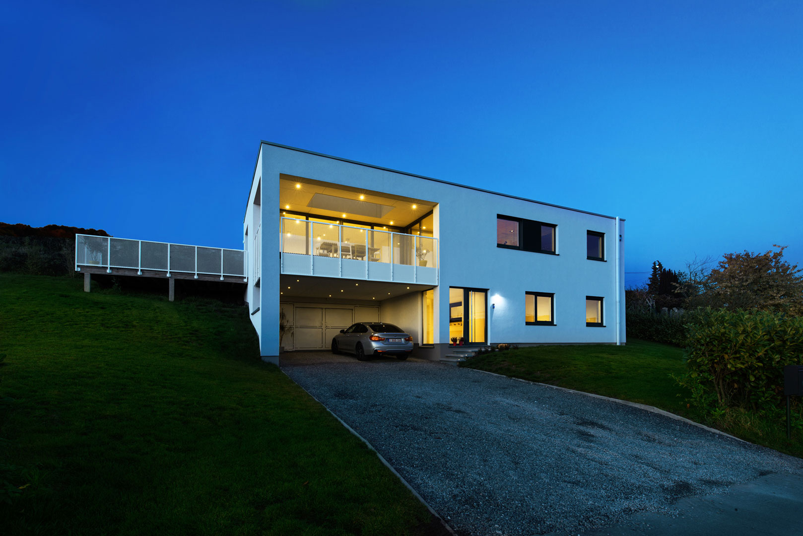 An Elegant and Sophisticated Contemporary Home in Namur, Belgium by Buro 5 Architectes & Associés (15)