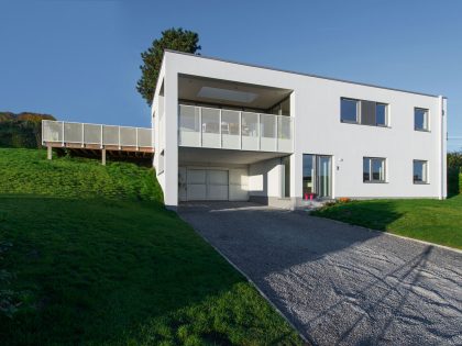 An Elegant and Sophisticated Contemporary Home in Namur, Belgium by Buro 5 Architectes & Associés (2)