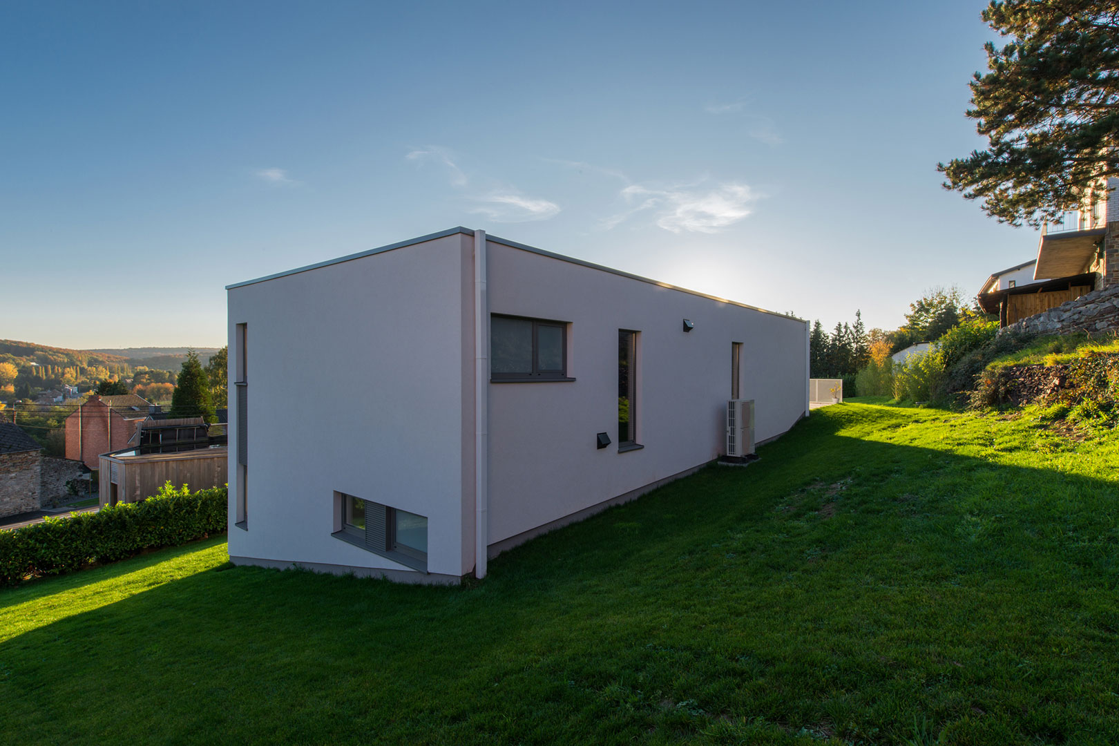 An Elegant and Sophisticated Contemporary Home in Namur, Belgium by Buro 5 Architectes & Associés (4)