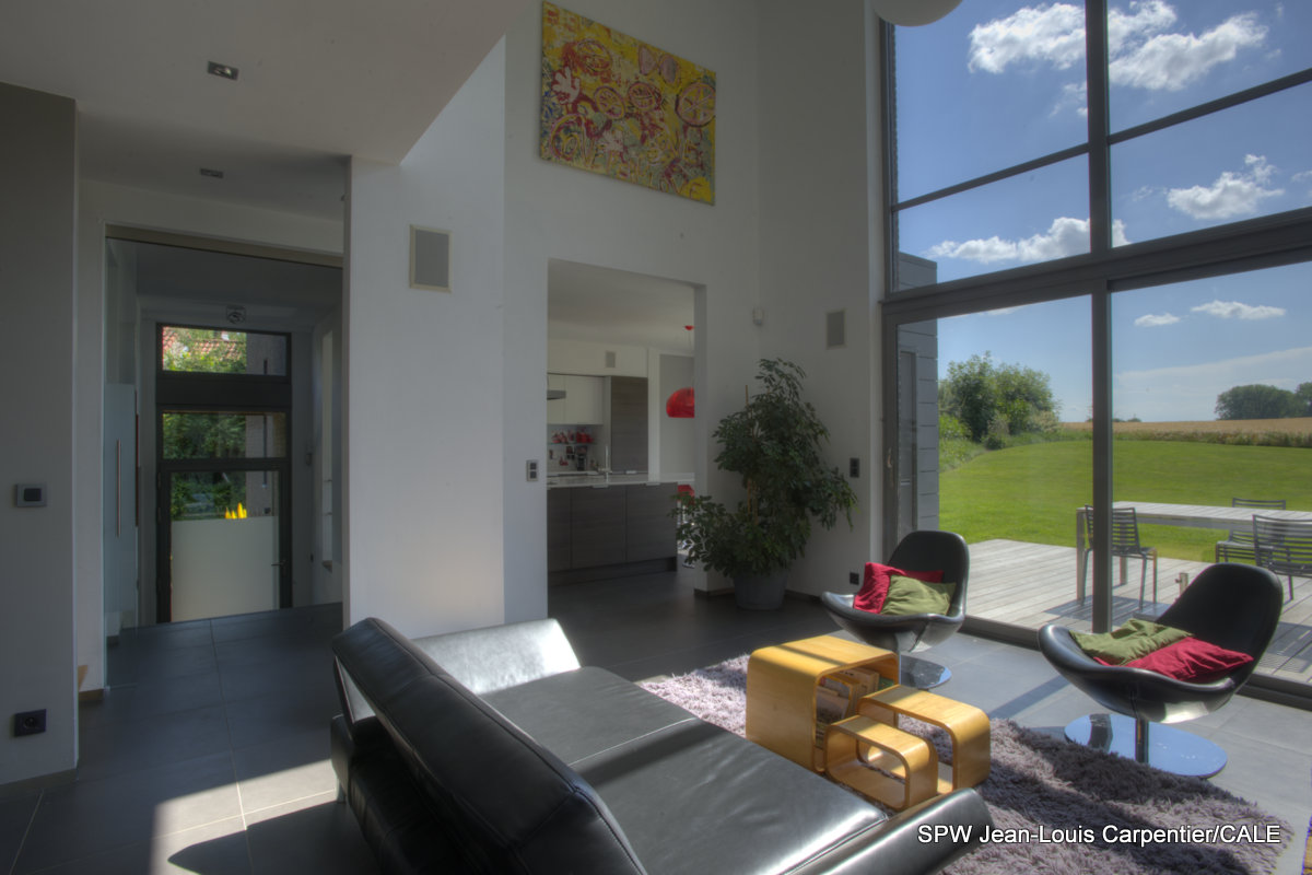 An Energy-Efficient Contemporary Home with Comfortable Interior Flow in Feluy, Belgium by Bureau 2G (4)