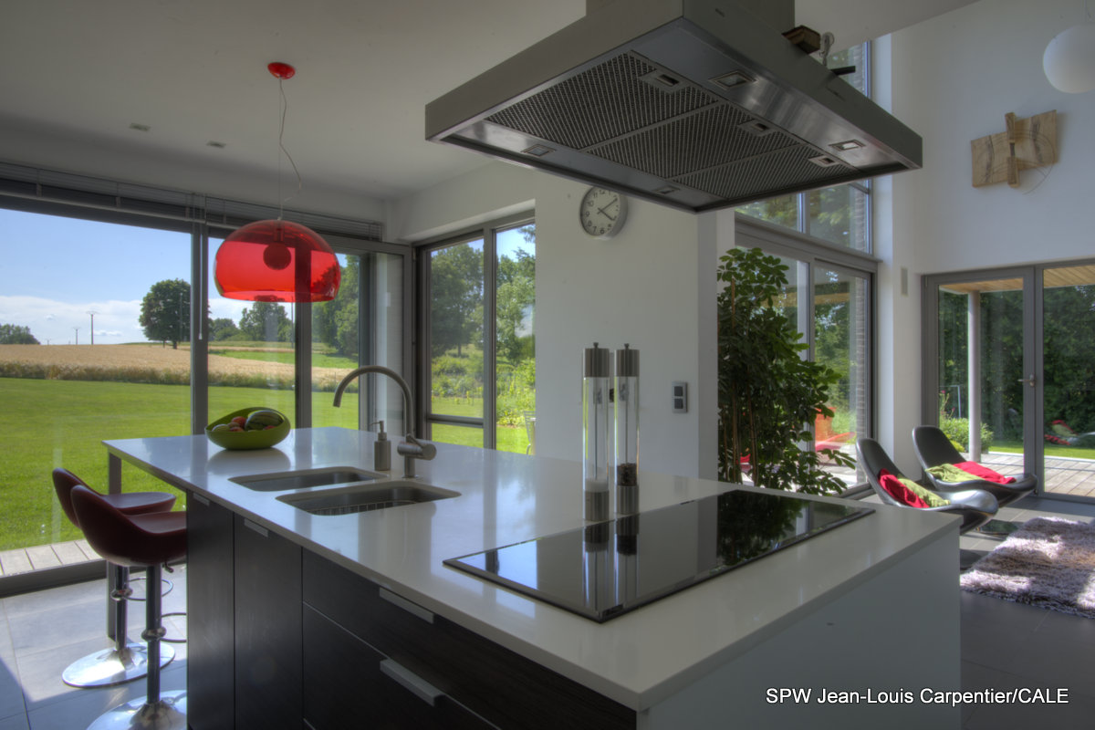 An Energy-Efficient Contemporary Home with Comfortable Interior Flow in Feluy, Belgium by Bureau 2G (6)