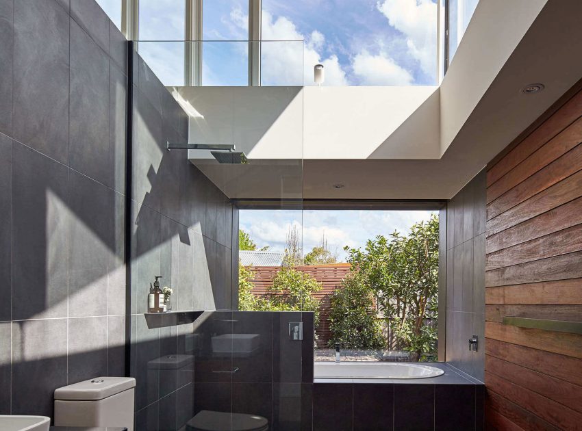 A Contemporary House Framed by Reclaimed Bricks and Separated Glass in Hawthorn by MODO (11)