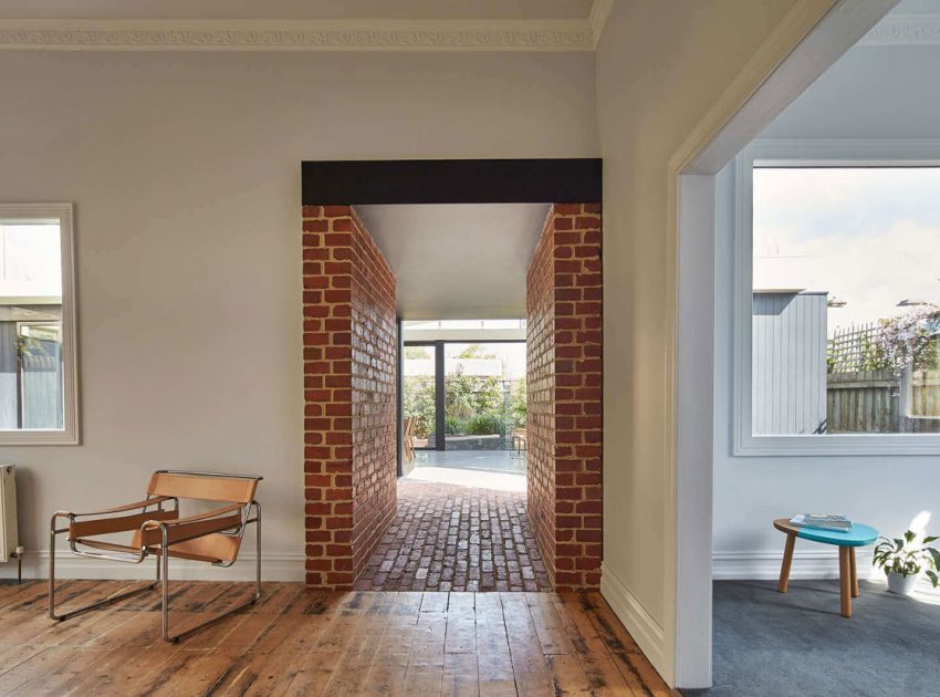 A Contemporary House Framed by Reclaimed Bricks and Separated Glass in Hawthorn by MODO (6)