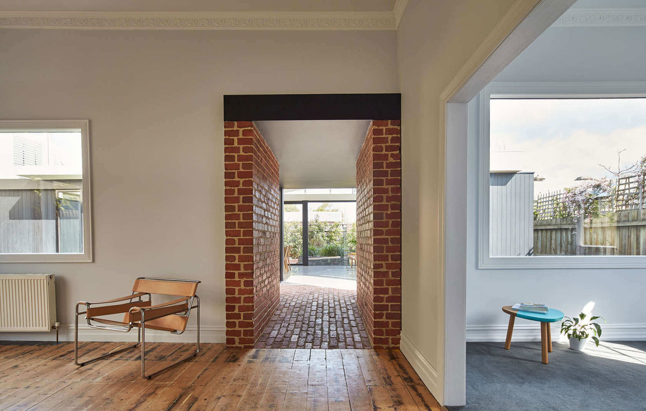 A Contemporary House Framed by Reclaimed Bricks and Separated Glass in Hawthorn by MODO (6)
