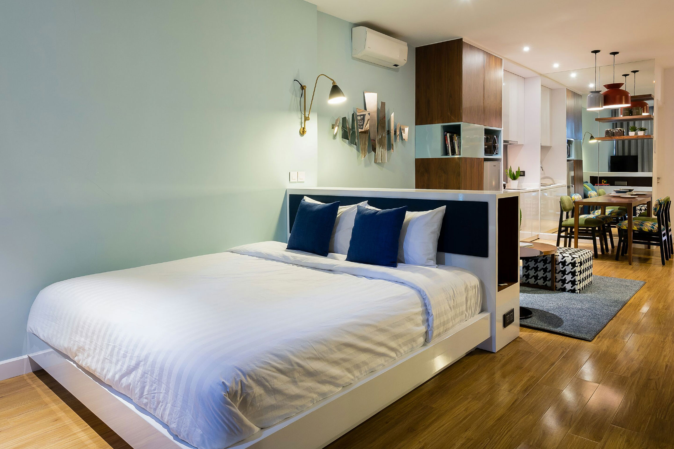 An Exquisite Contemporary Home with Beautiful and Strong Character in Ho Chi Minh City by GEMA (15)