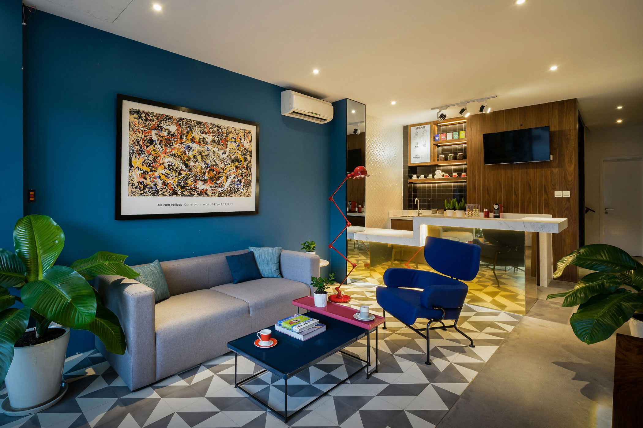 An Exquisite Contemporary Home with Beautiful and Strong Character in Ho Chi Minh City by GEMA (2)