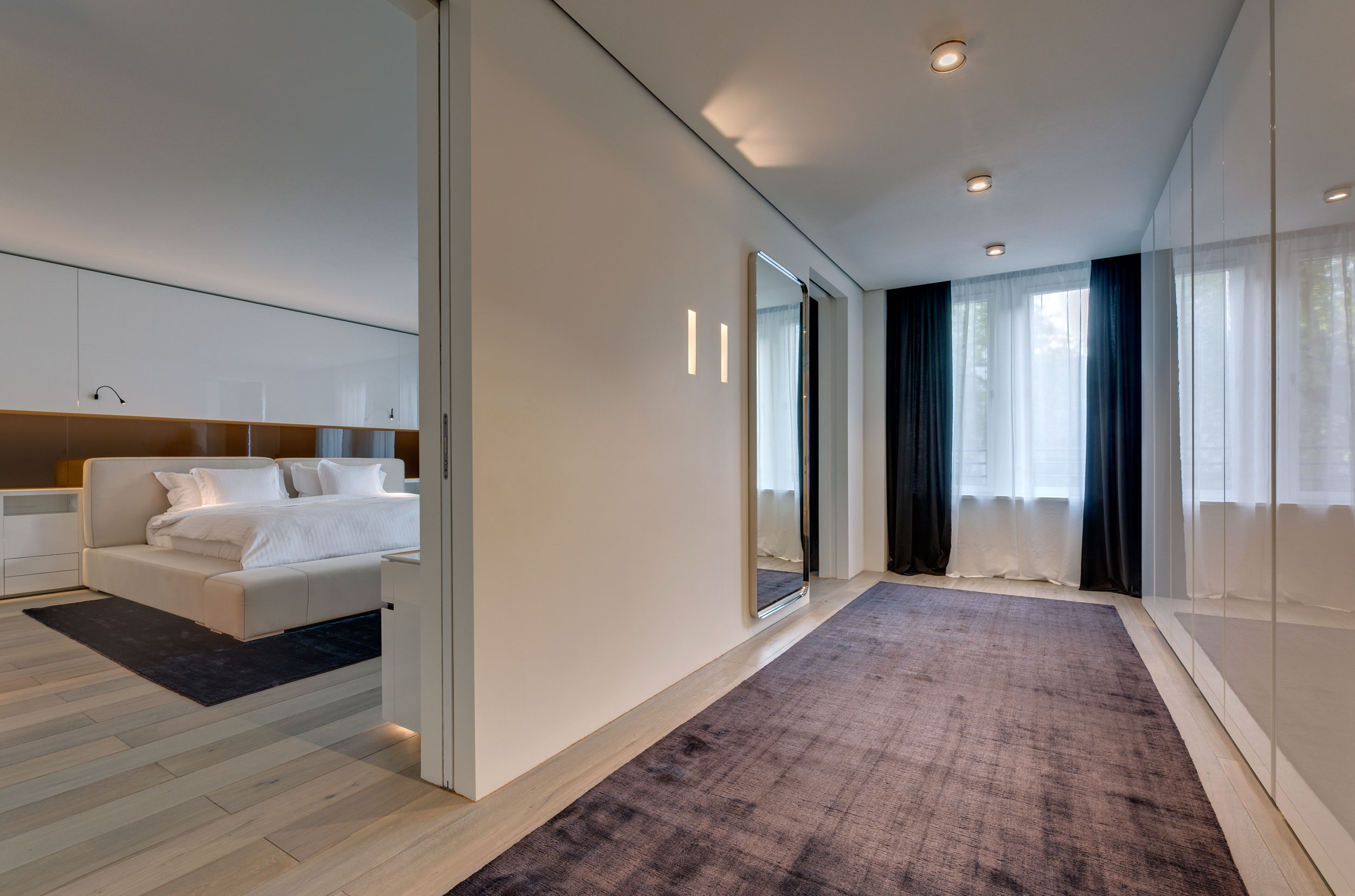 An Exquisite Modern Apartment with Light and Luxury Interiors in Berlin by Philippe Starck & SWISS PROPERTY (11)