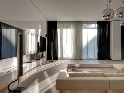 An Exquisite Modern Apartment with Light and Luxury Interiors in Berlin by Philippe Starck & SWISS PROPERTY (5)