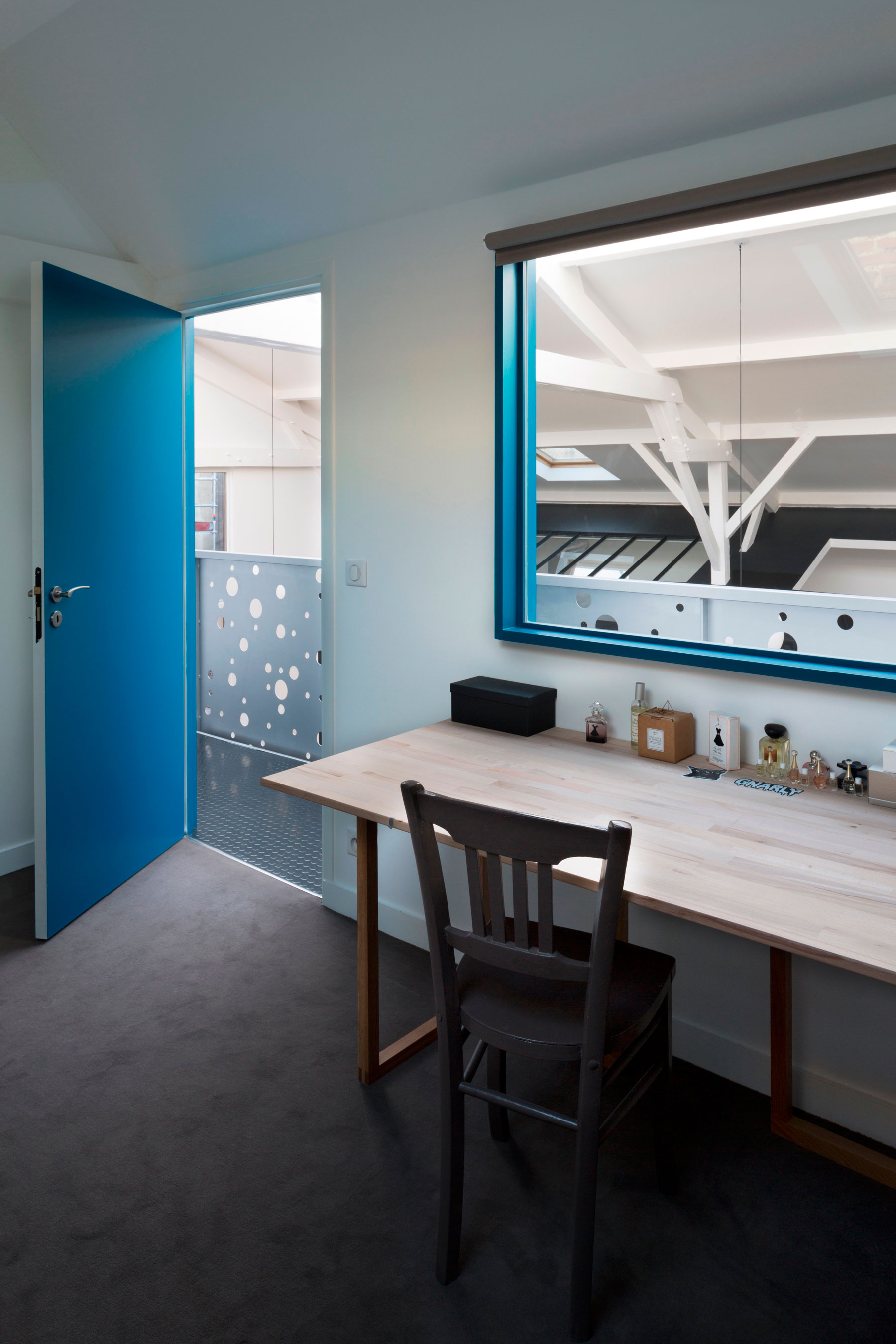 An Old Carpentry Turned into a Colorful Modern Loft with Character in Paris by Agnès et Agnès (15)