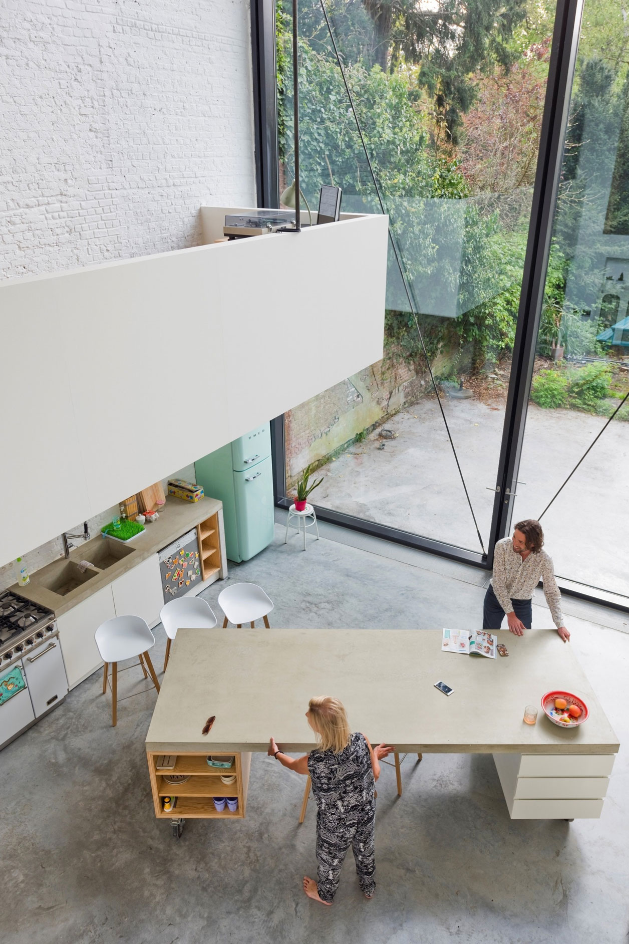 An Old Townhouse Turned into a Luminous and Flexible Modern Home in Antwerp by Sculp[IT] (20)