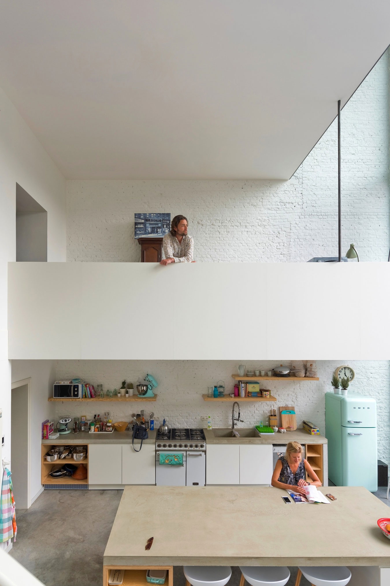 An Old Townhouse Turned into a Luminous and Flexible Modern Home in Antwerp by Sculp[IT] (23)