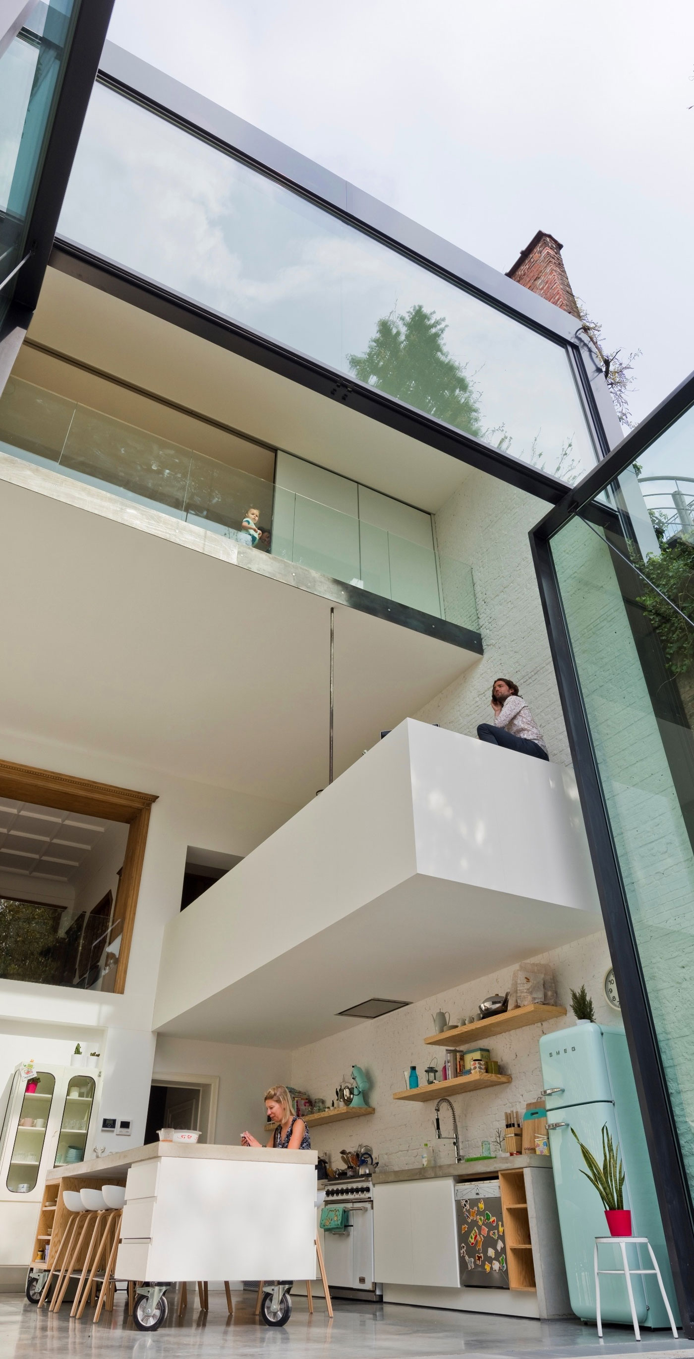 An Old Townhouse Turned into a Luminous and Flexible Modern Home in Antwerp by Sculp[IT] (9)