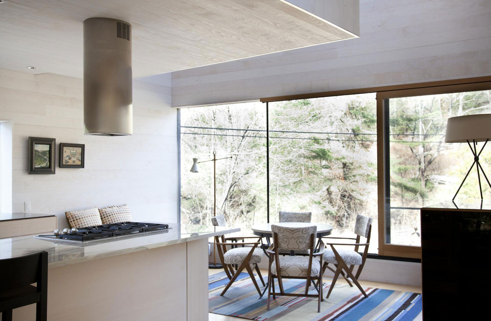 An Old Train Station Turned into an Elegant Contemporary Home in Rural Connecticut by Gray Organschi Architecture (21)