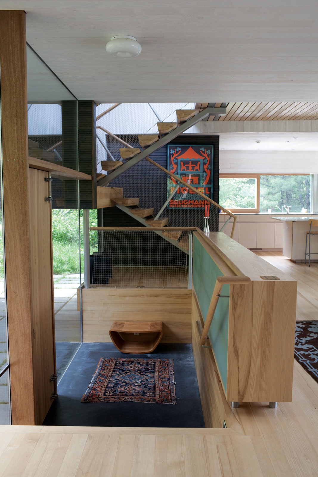 An Old Train Station Turned into an Elegant Contemporary Home in Rural Connecticut by Gray Organschi Architecture (22)