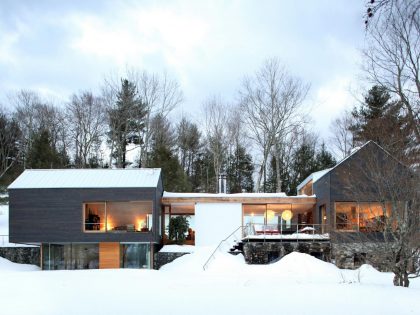 An Old Train Station Turned into an Elegant Contemporary Home in Rural Connecticut by Gray Organschi Architecture (3)