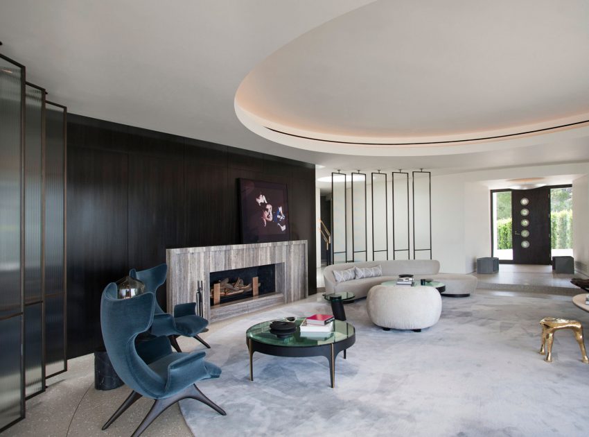 An Open and Airy Contemporary Home with Luminous Interiors in Beverly Hills by Dennis Gibbens Architects (7)