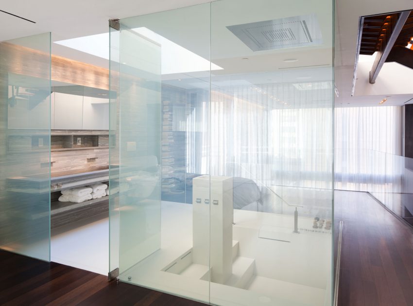 Luxury Modern Penthouse with Spaces Full of Natural Light for a Single Owner by Turett Collaborative Architects (13)