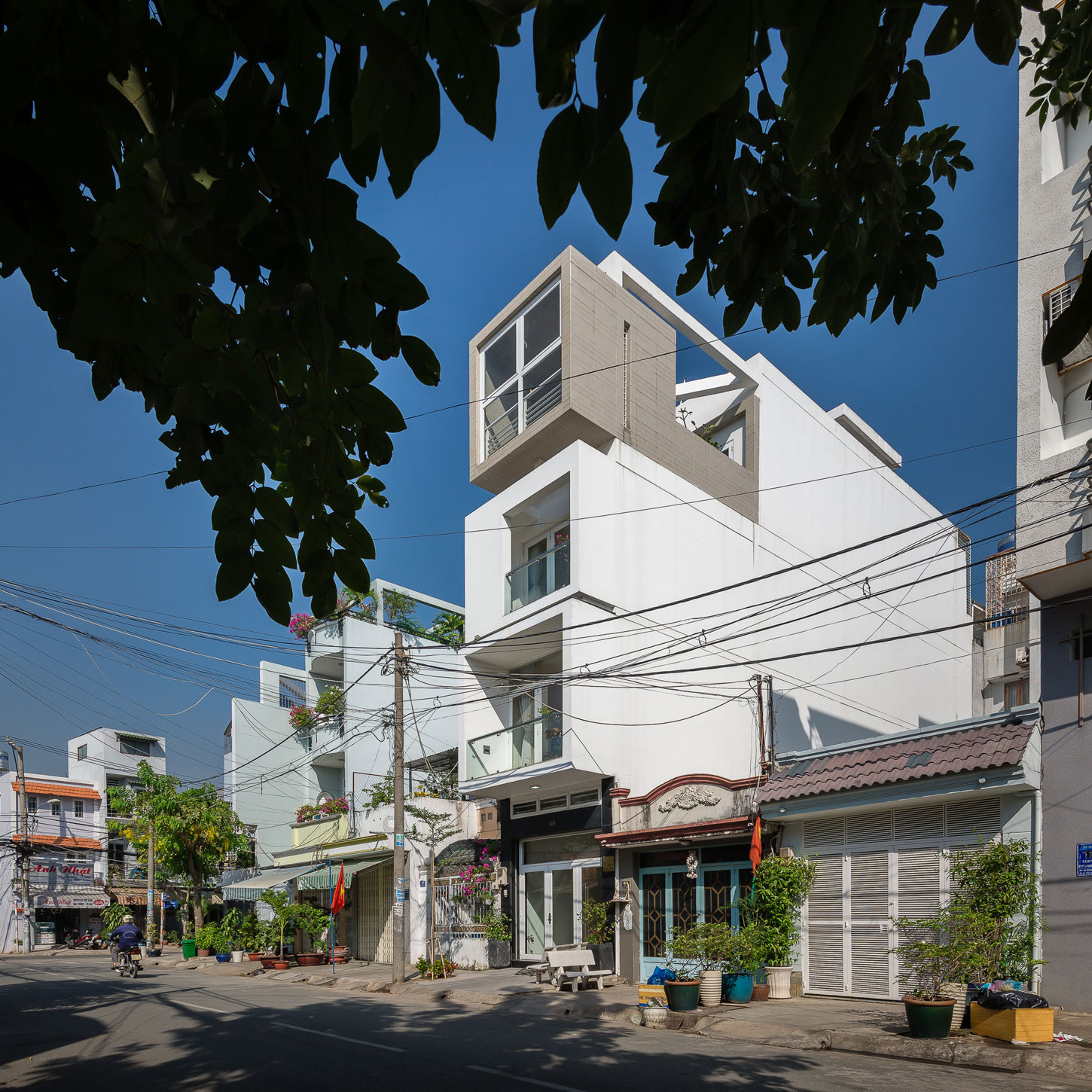 A Vibrant and Cheerful Light-Filled Home Full of Character in Ho Chi Minh by NatureArch Studio (1)