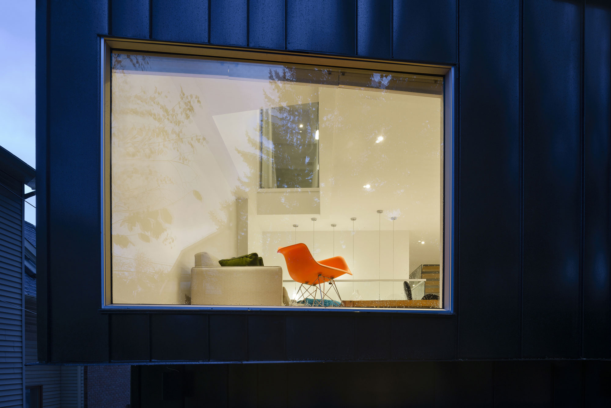 A 1890s Residence Turned into a Stylish Contemporary Home in Ottawa, Canada by Batay-Csorba Architects (2)