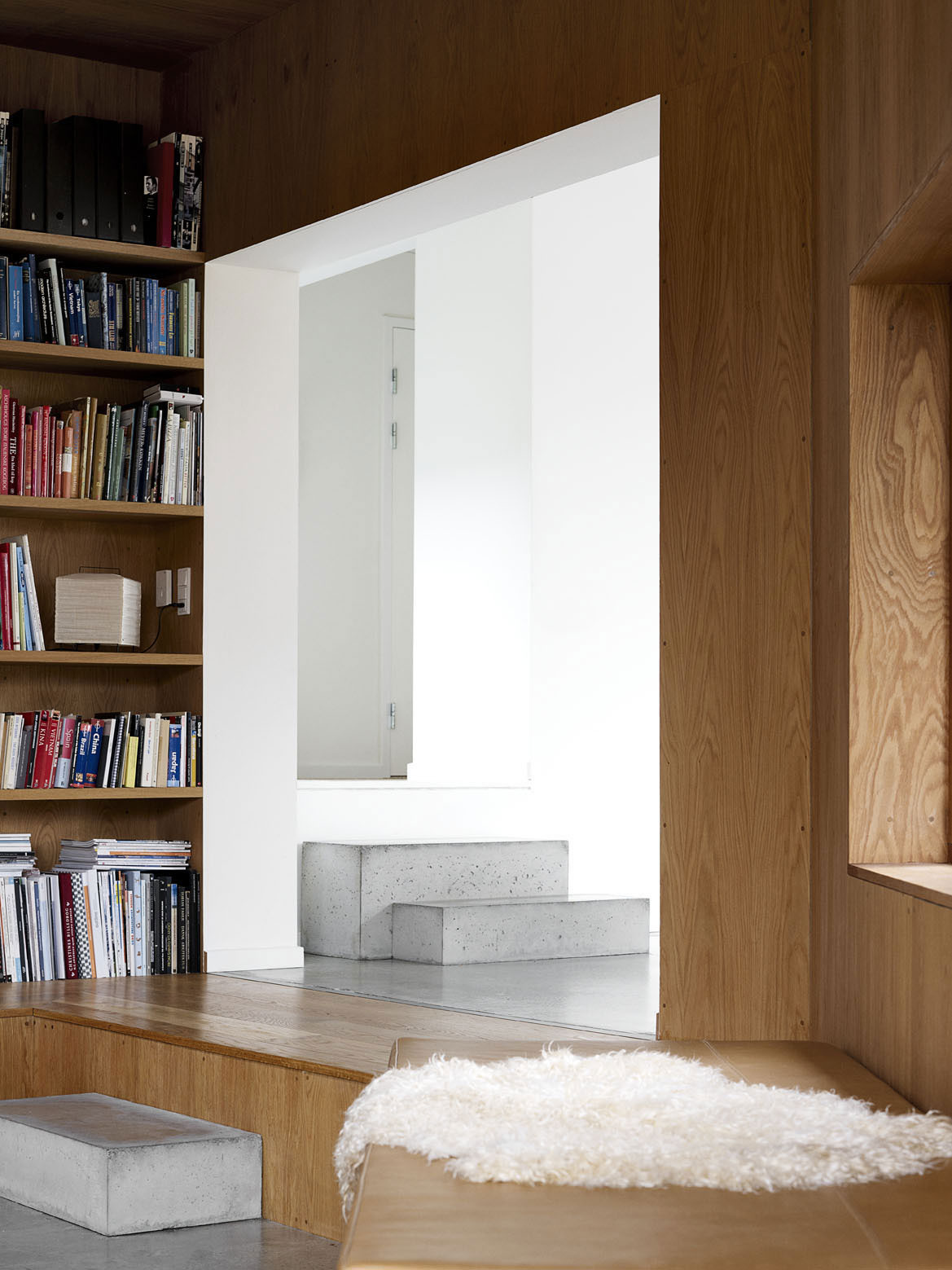 A 1940s Cottage Transformed into a Cozy and Chic Contemporary Home in Aarhus, Denmark by Friis & Moltke and Wienberg Architects (6)