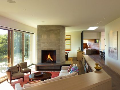 A Beautiful Contemporary Farmhouse with Luminous Interior in Massachusetts by Charles Rose Architects (15)