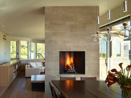 A Beautiful Contemporary Farmhouse with Luminous Interior in Massachusetts by Charles Rose Architects (20)