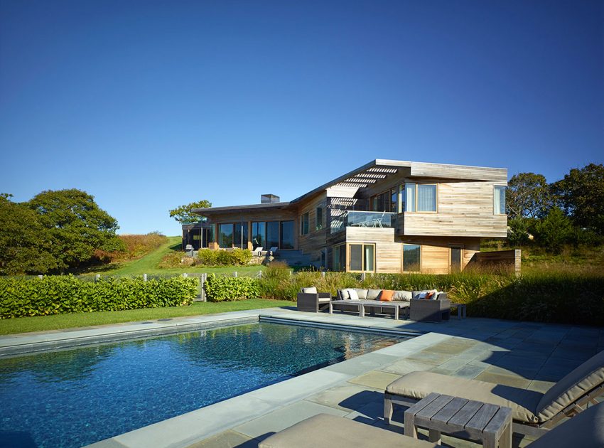 A Beautiful Contemporary Farmhouse with Luminous Interior in Massachusetts by Charles Rose Architects (5)