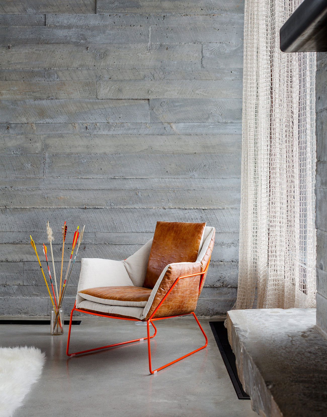 A Beautiful Contemporary Mountain Retreat Blended with Nature for a Couple in Jackson Hole, Wyoming by Pearson Design Group (11)