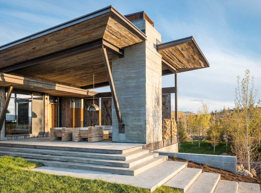 A Beautiful Contemporary Mountain Retreat Blended with Nature for a Couple in Jackson Hole, Wyoming by Pearson Design Group (4)