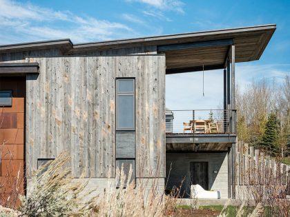 A Beautiful Contemporary Mountain Retreat Blended with Nature for a Couple in Jackson Hole, Wyoming by Pearson Design Group (5)