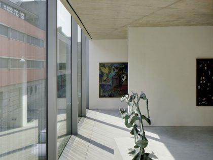 A Beautiful Modern House for a Vintage Car Collector in Maastricht, The Netherlands by Wiel Arets Architects (6)