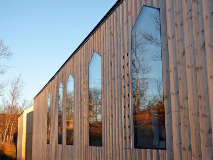 A Beautiful Mountain Home with Unique Character in Buskerud, Norway by Reiulf Ramstad Arkitekter (11)