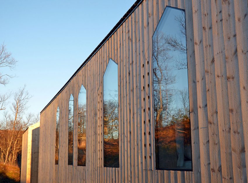 A Beautiful Mountain Home with Unique Character in Buskerud, Norway by Reiulf Ramstad Arkitekter (11)