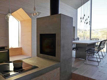 A Beautiful Mountain Home with Unique Character in Buskerud, Norway by Reiulf Ramstad Arkitekter (19)