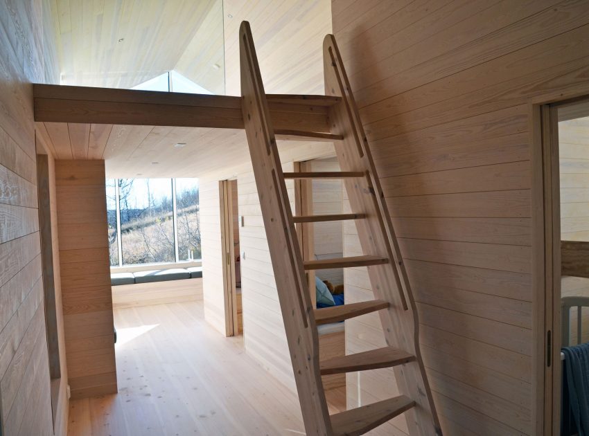 A Beautiful Mountain Home with Unique Character in Buskerud, Norway by Reiulf Ramstad Arkitekter (22)