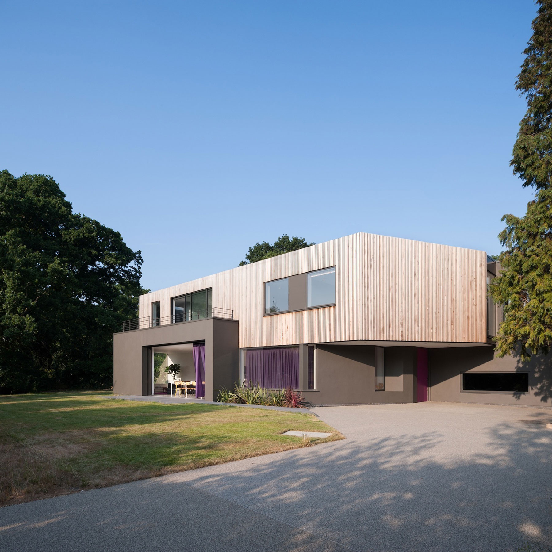 A Beautiful Multi-Faceted Modern Home for a Family of Three Generations in Surrey, England by SOUP Architects (1)
