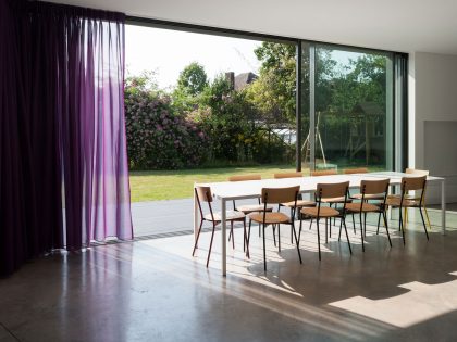 A Beautiful Multi-Faceted Modern Home for a Family of Three Generations in Surrey, England by SOUP Architects (15)